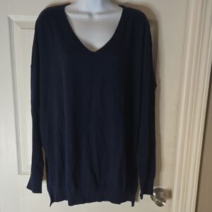 Elegant Women's V-Neck Sweater in Navy